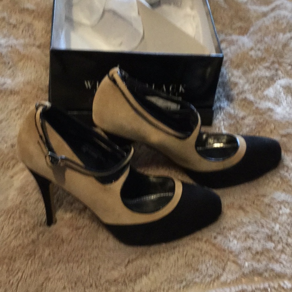 Dress shoes